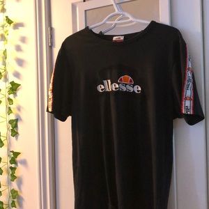 T shirt ellesse